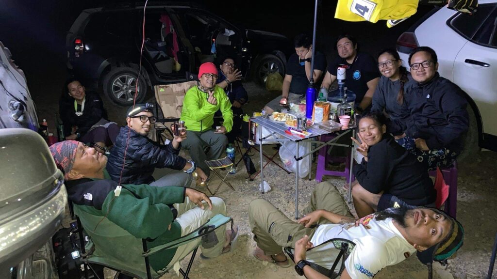 Hiking Team and the Support Group of the RAKTrav2020 during Night #5