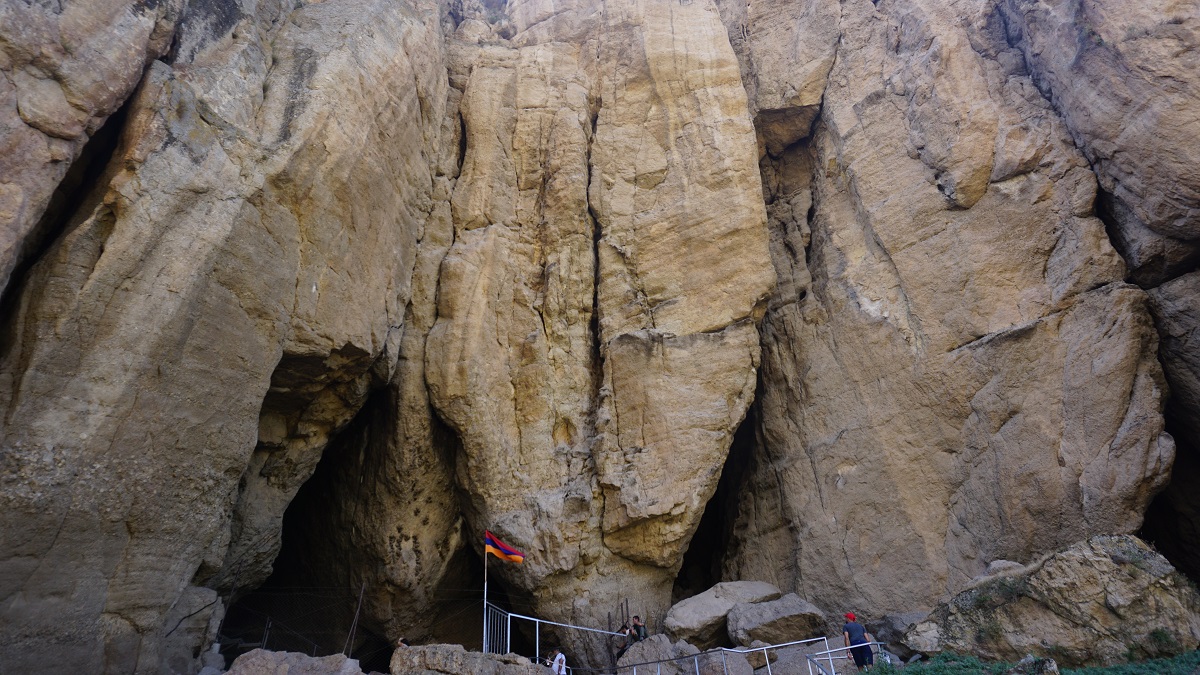 Day Tour from Yerevan - Areni Cave