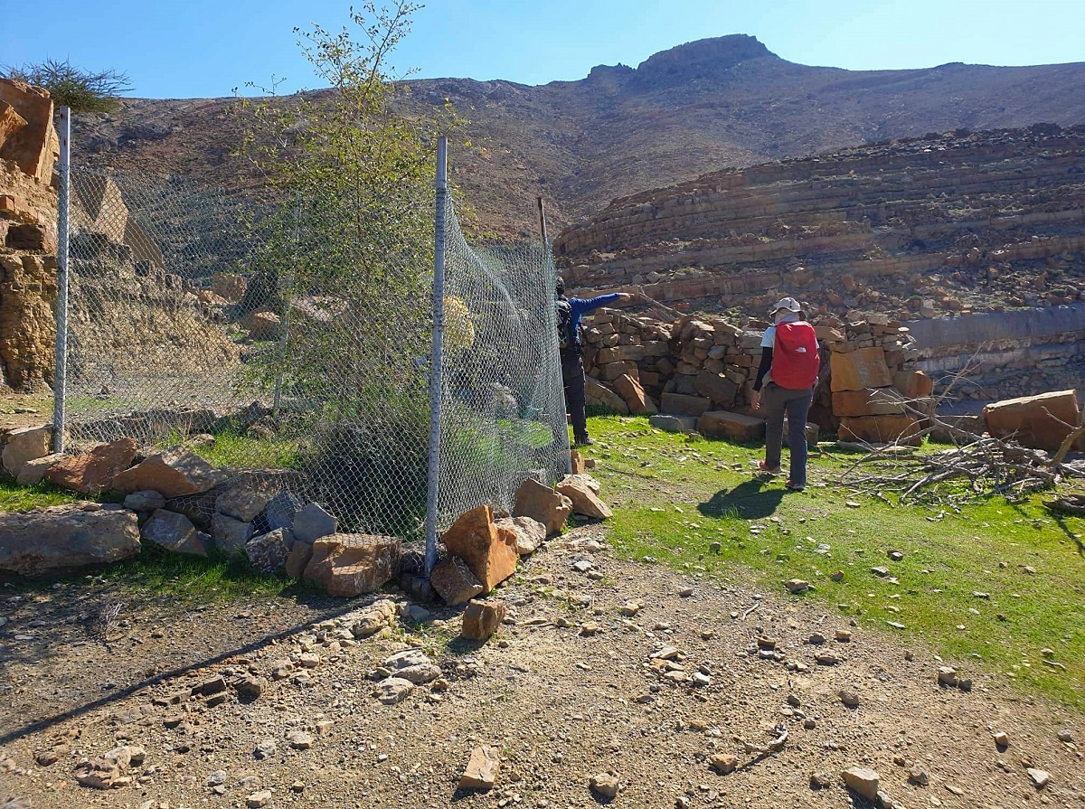 Small plateau after the stairs section