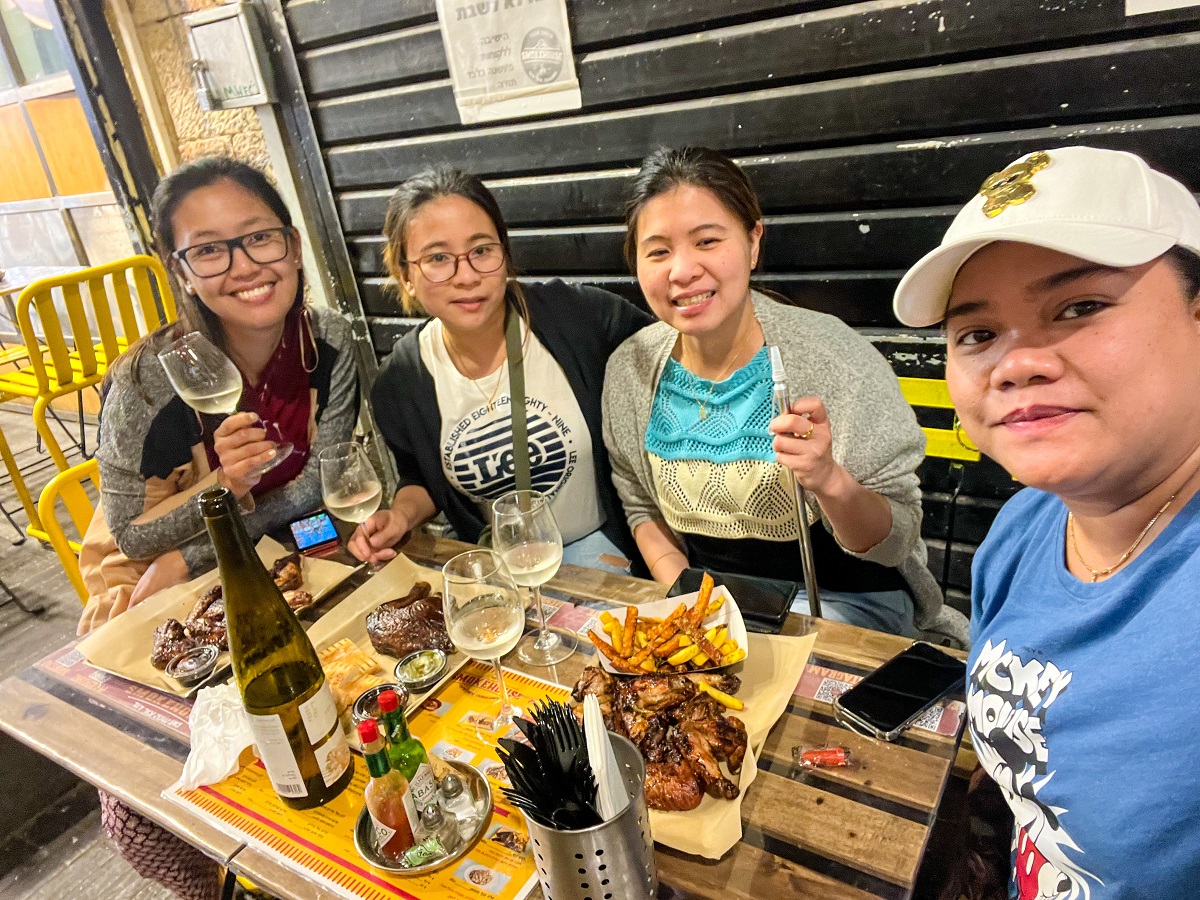 Ending the trip with a nice food and drinks in Machaneh Yehuda Market in Jerusalem