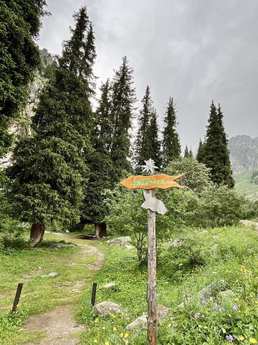 Mountaineers Memorial along the Small Almaty George in Shymbulak