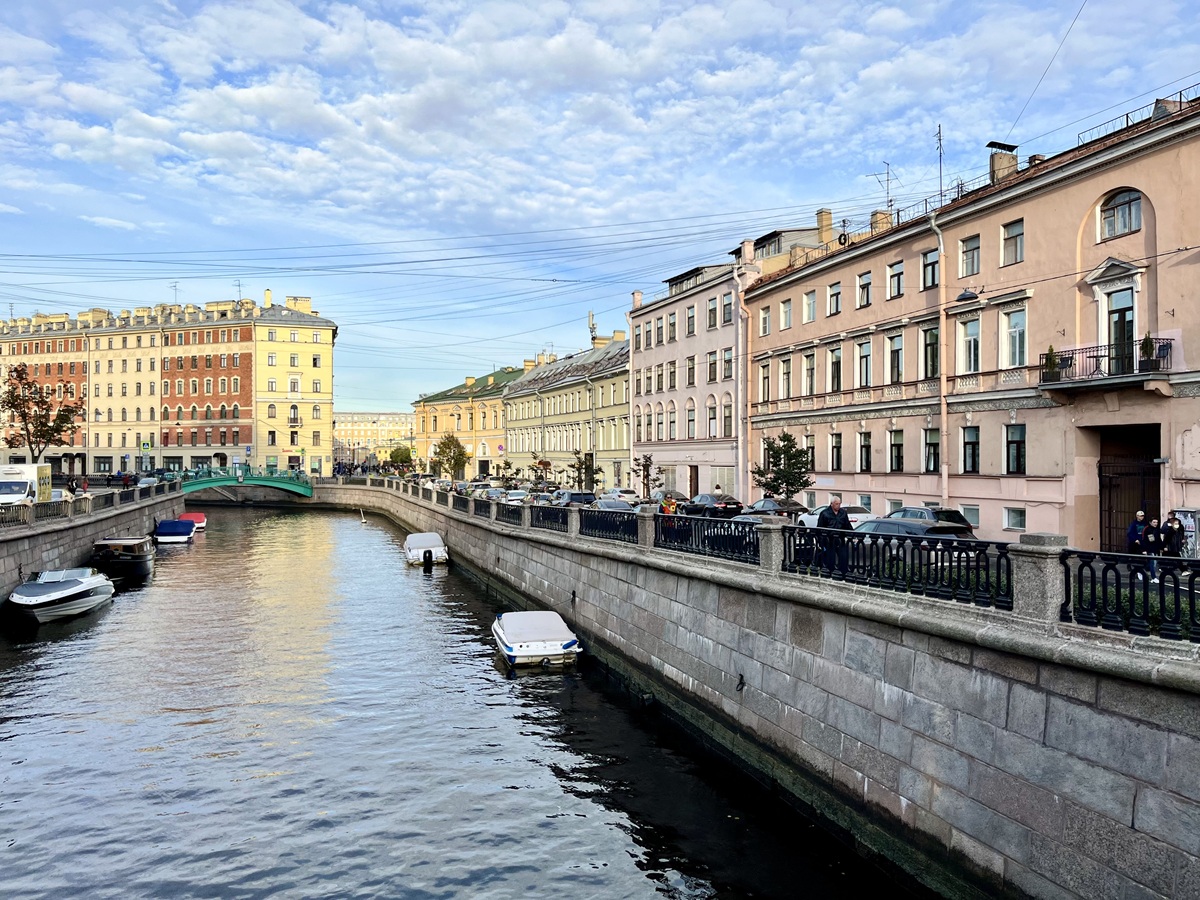 Griboyedov Canal Embankment in St. Petersburg where Friends in Sennoy Hostel is located