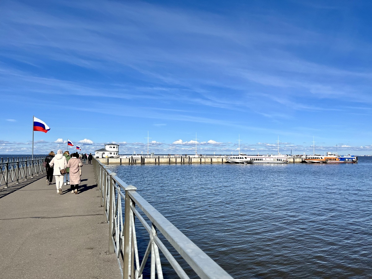 Peterhof Pier where to board Hydrofoil to go to Saint Petersburg