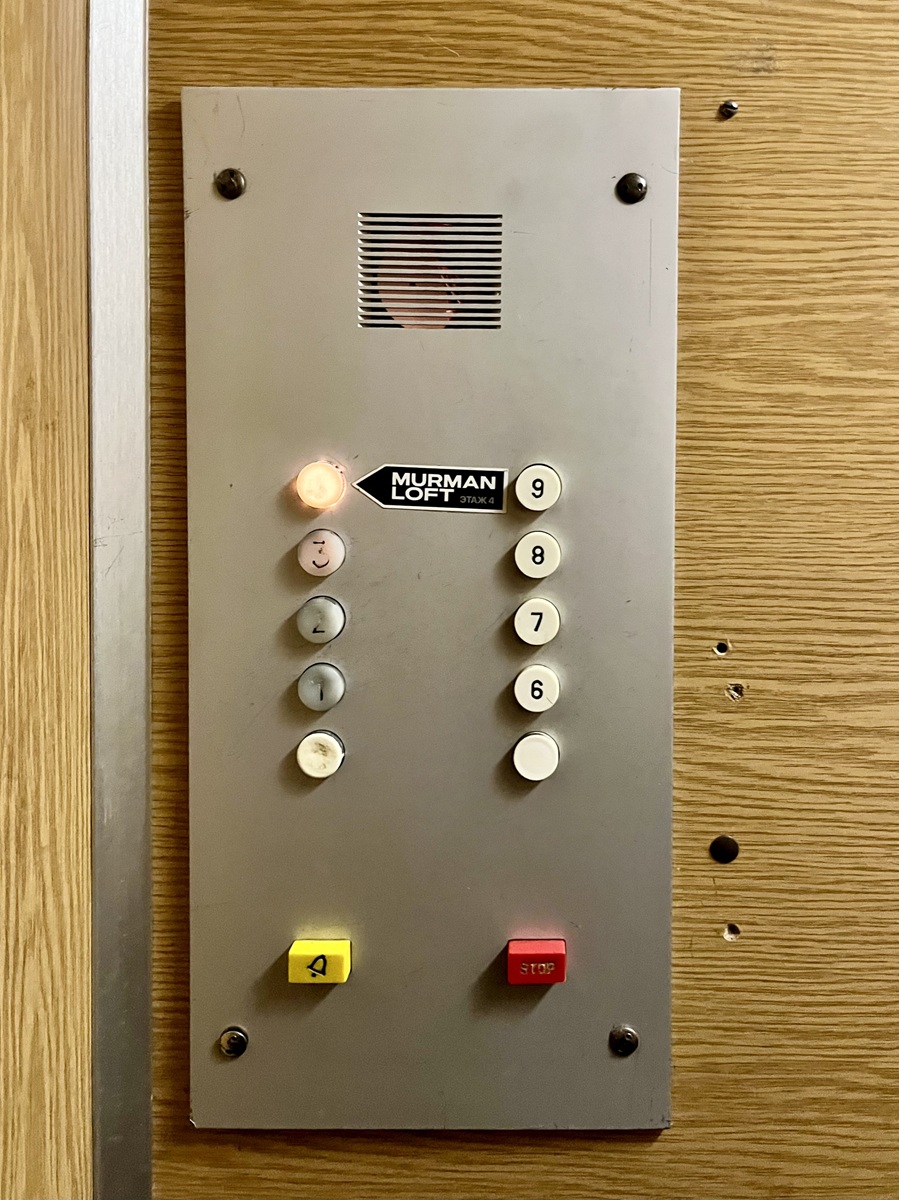 Murman Loft Hostel Floor