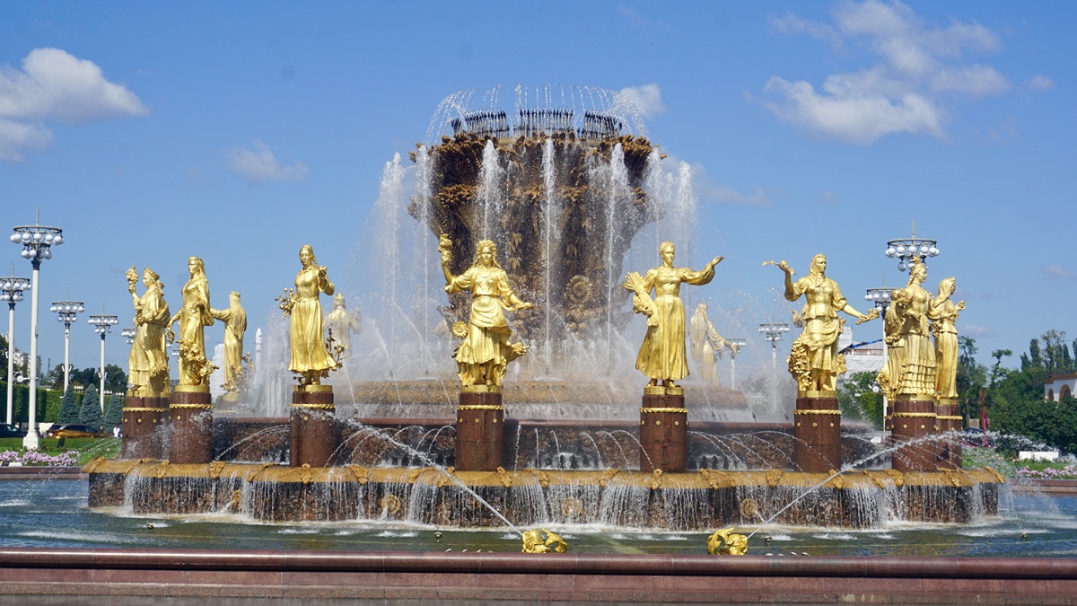 Friendship of Nations Fountain in VDNKh Moscow