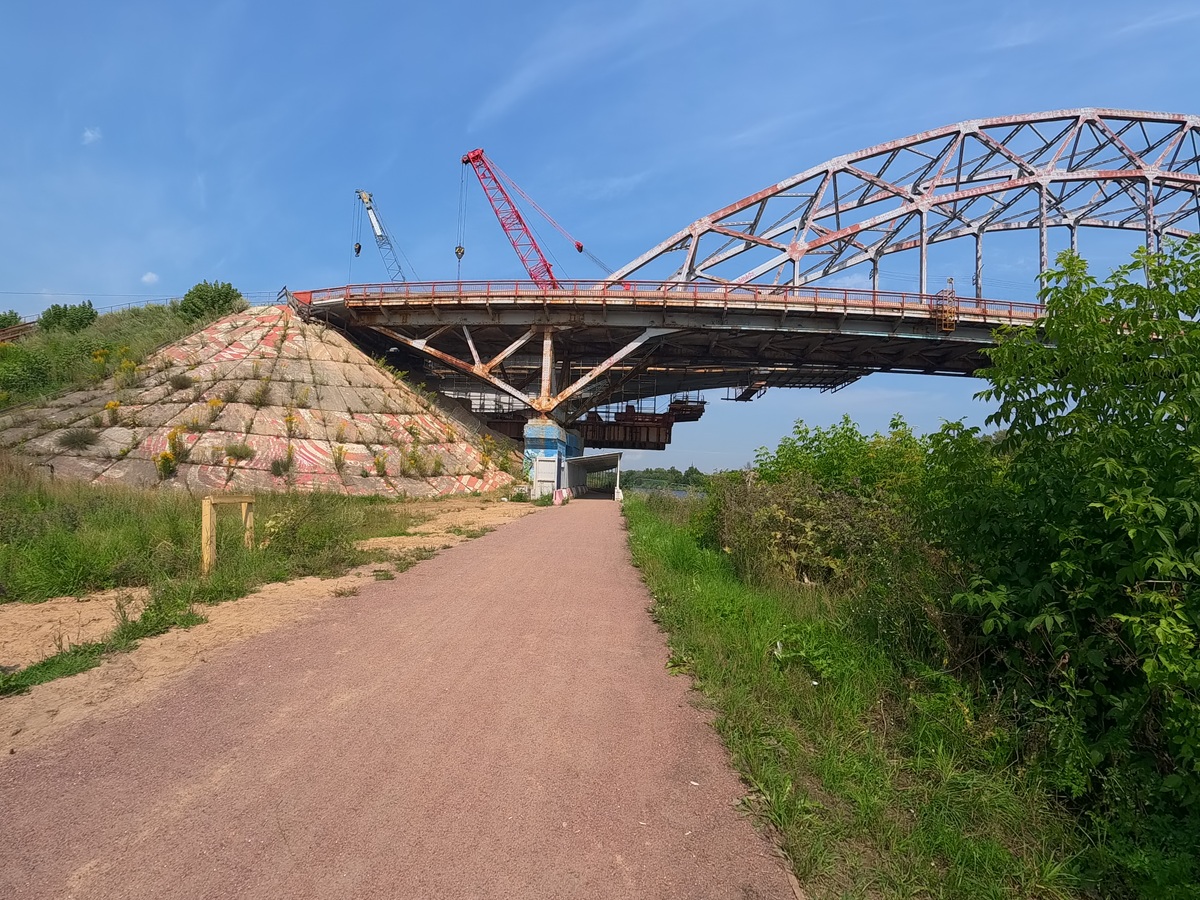 Huge bridge under construction to Dmitrov Town Proper