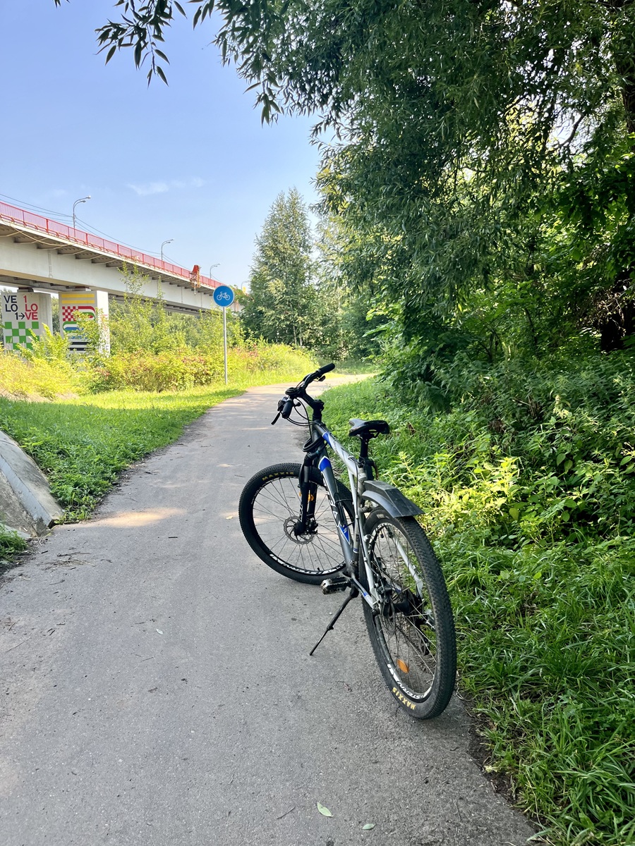 VELO1 cycling track near Yakhromsky Bridge
