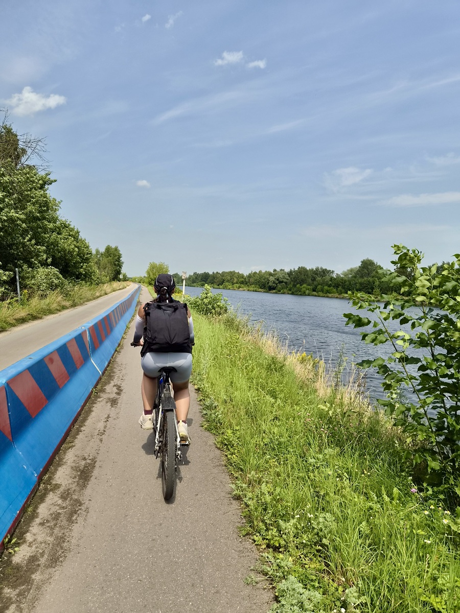 Cycling along VELO1 next to Moscow Canal